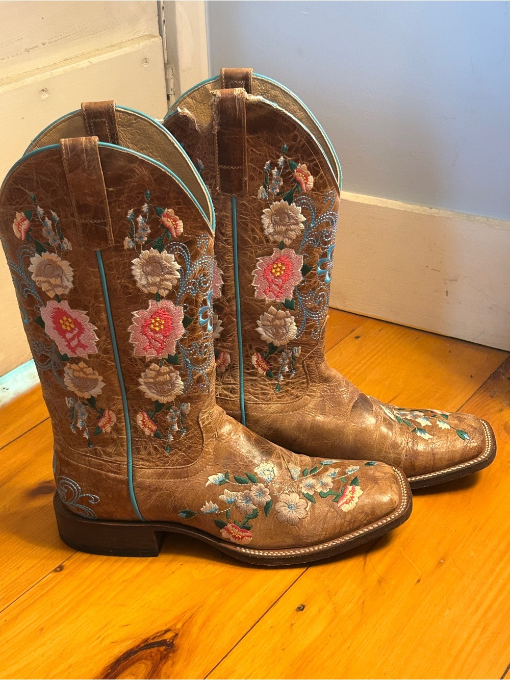 Macie Bean Floral Embroidered Western Square Toe Boots